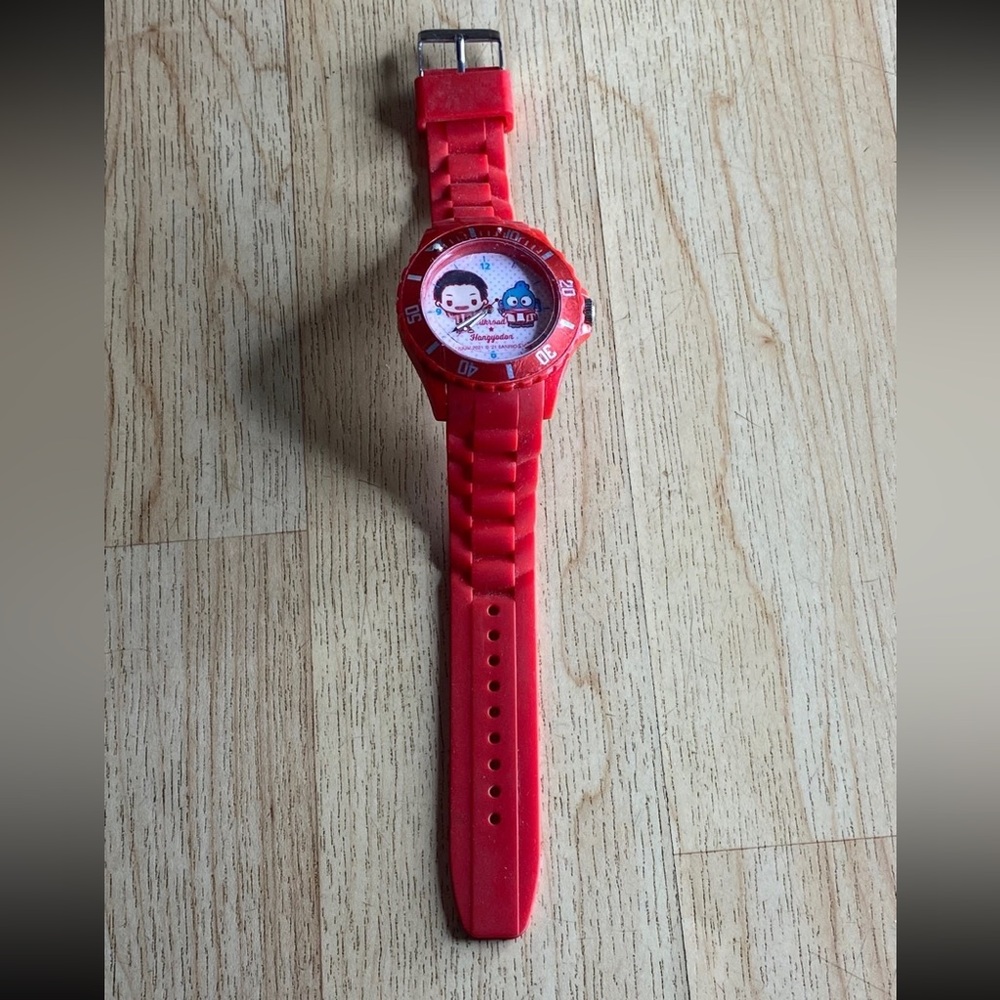 Hangyodan Sanrio watch red